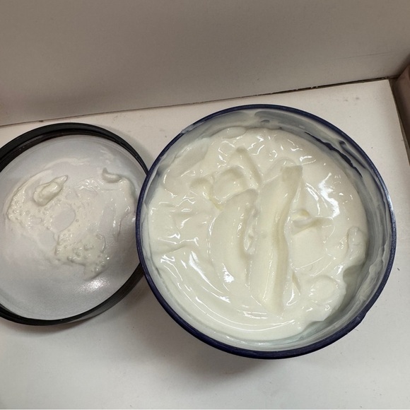 PeterThomasRoth Retinol Fusion PM Body Moisturizing Treatment 16 oz - Picture 3 of 3